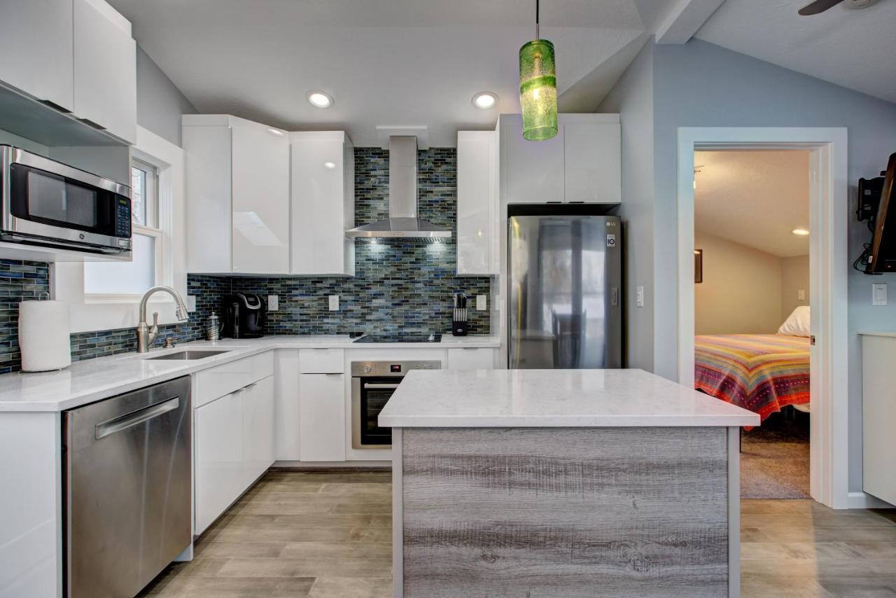 Апартаменты The Lilly Pad Brand New In Hyde Park! Pet Friendly, Fully Fenced Yard, Walking Distance To Hyde Park Shops, And Dining And Camel'S Back Park Бойсе Экстерьер фото